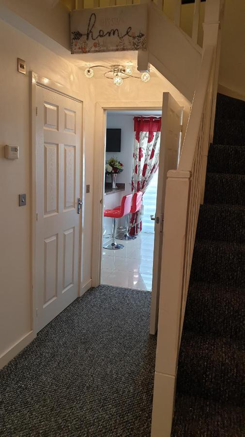 M&B Haven - Sittingbourne Apartment ภายนอก รูปภาพ