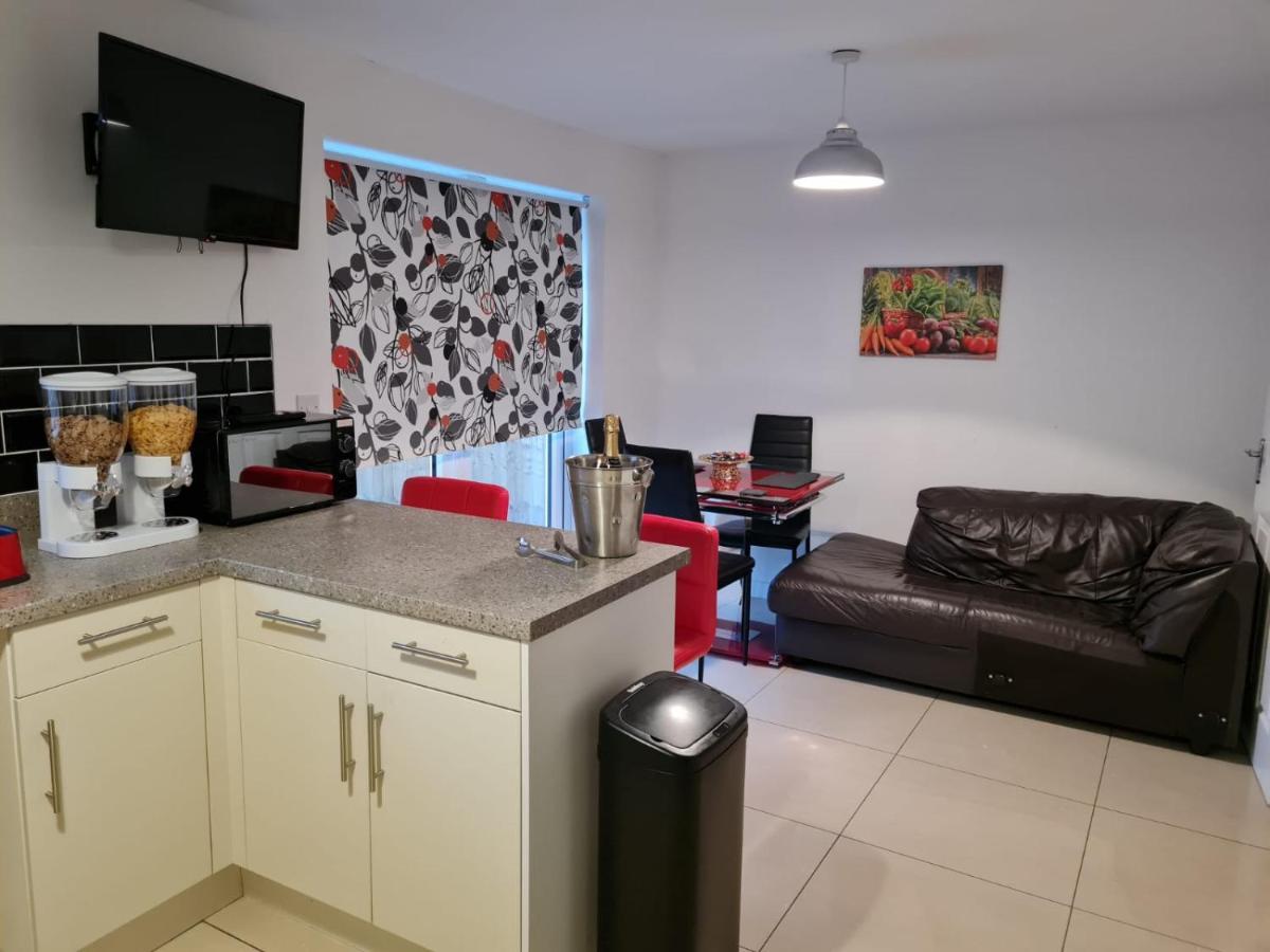 M&B Haven - Sittingbourne Apartment ภายนอก รูปภาพ