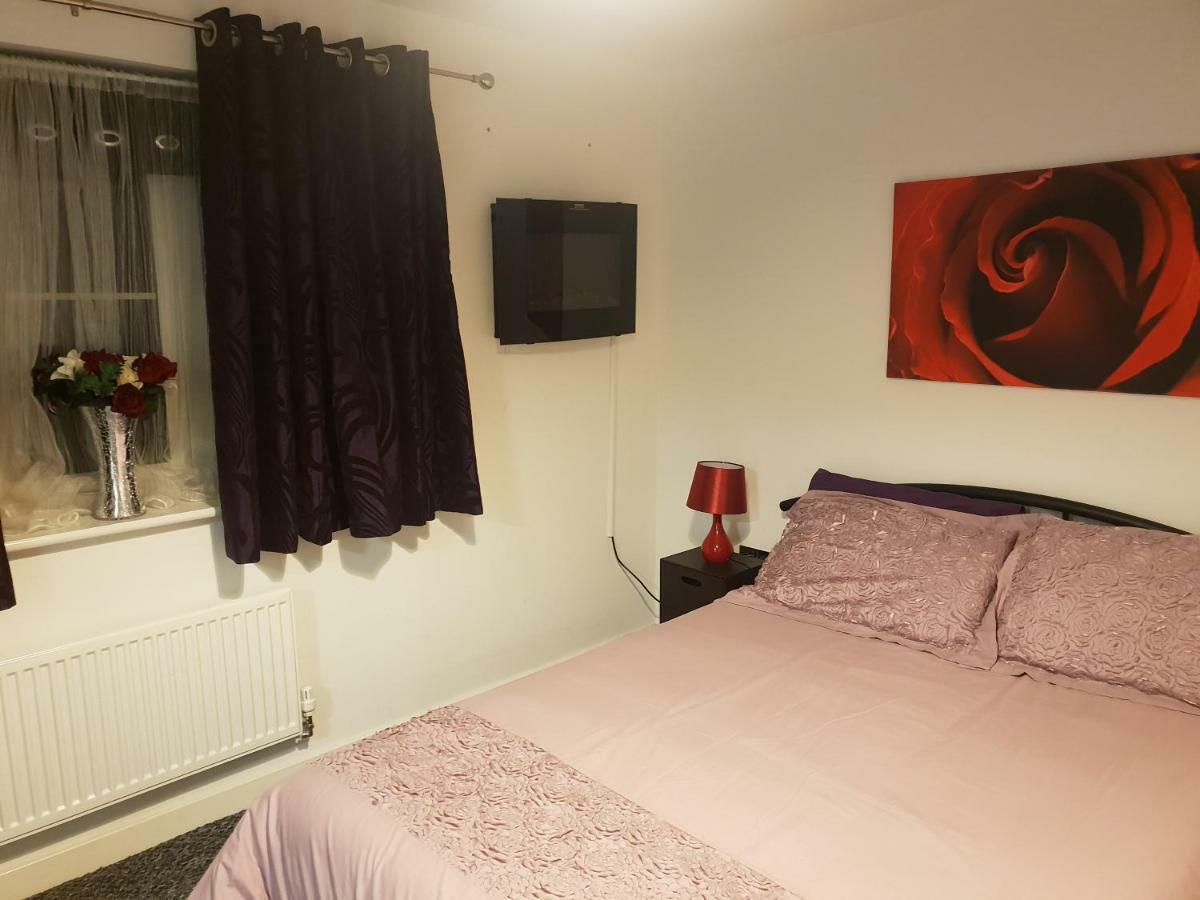 M&B Haven - Sittingbourne Apartment ภายนอก รูปภาพ